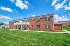 360 College Manor Ave Apt 8 #360-8 - Photo 1 of 1