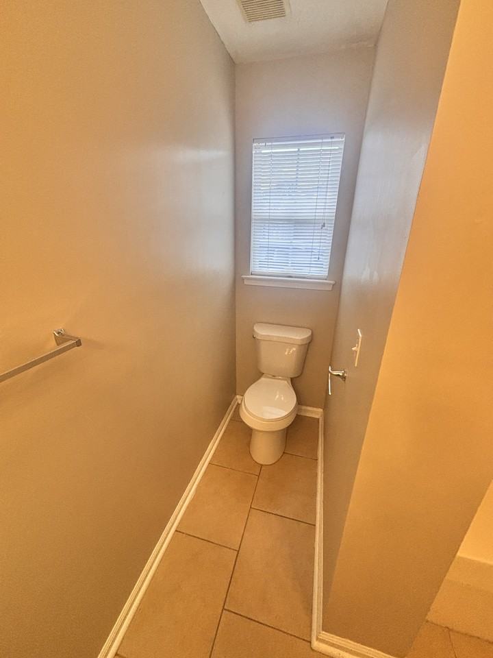 6962 Oak Side Dr #NA - Photo 3 of 18