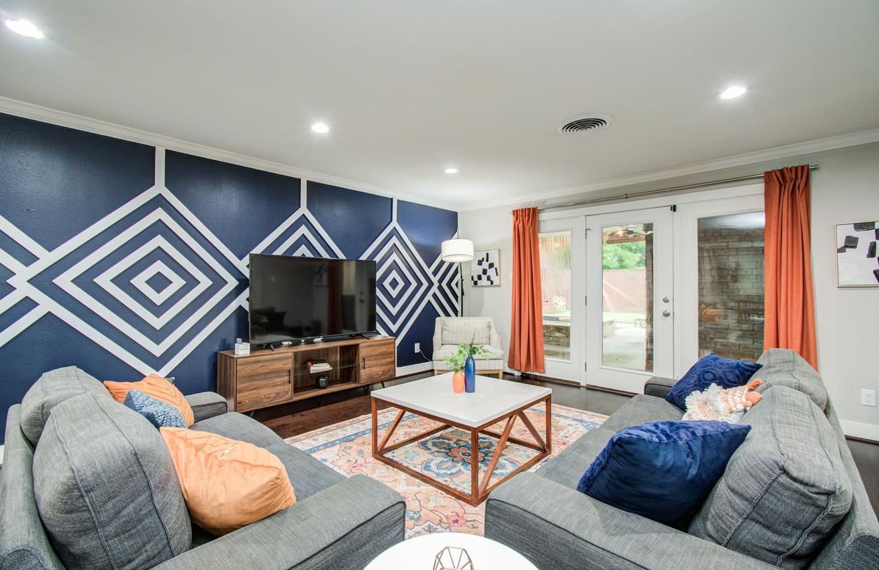 4749 Benning Dr #NA - Photo 5 of 44