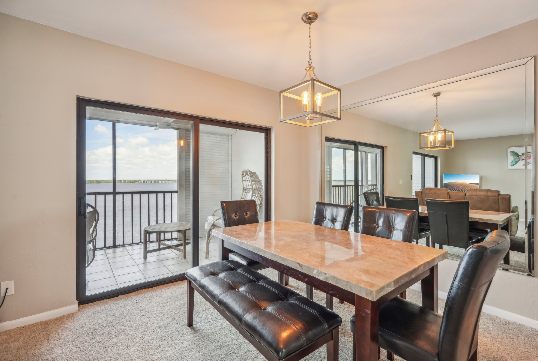 1901 Clifford St #1201 - Photo 6 of 21