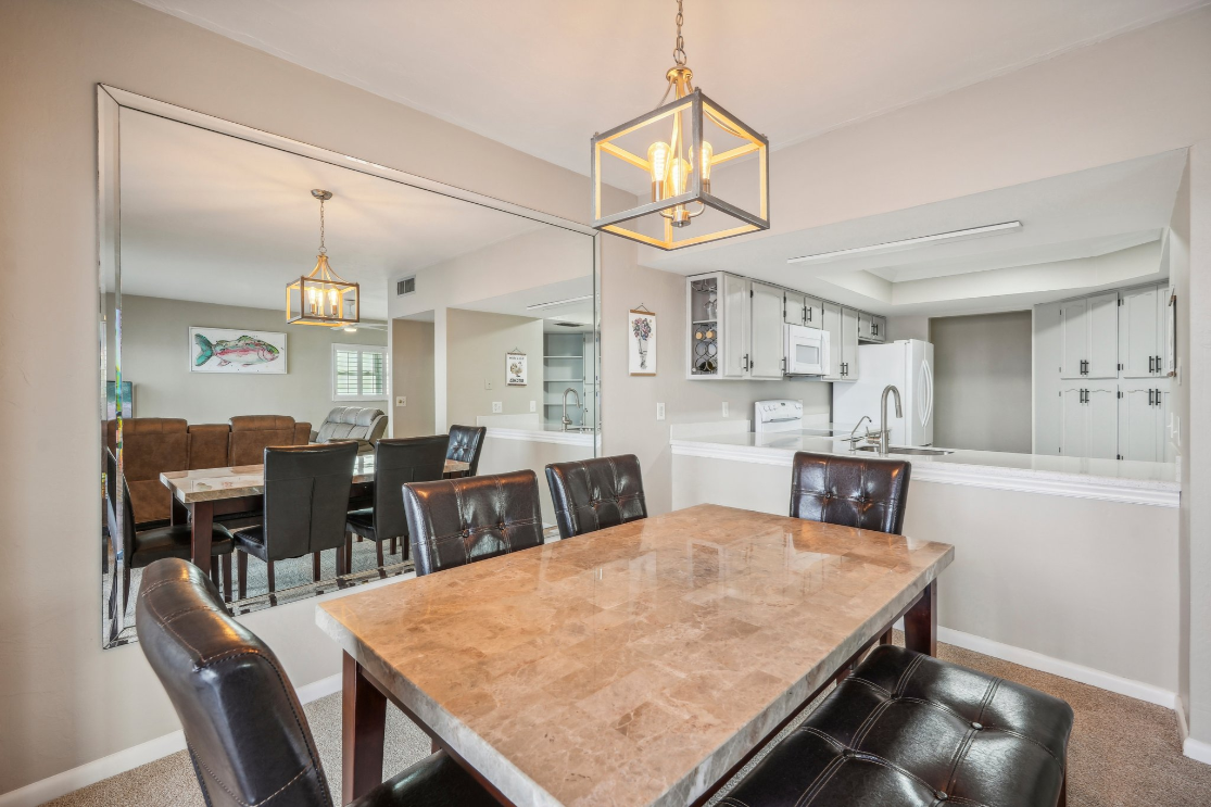 1901 Clifford St #1201 - Photo 7 of 21