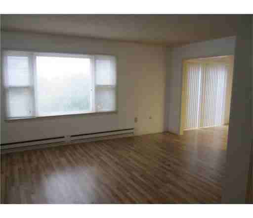 478 Newport Way - Photo 3 of 17