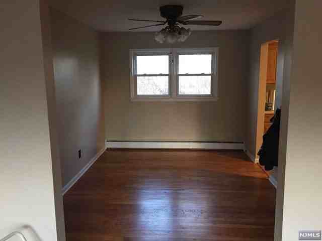 20 Boulevard - Photo 3 of 7