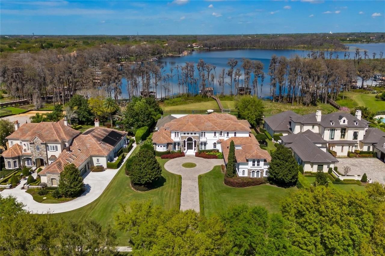 9343 Tibet Pointe Cir - Photo 4 of 50