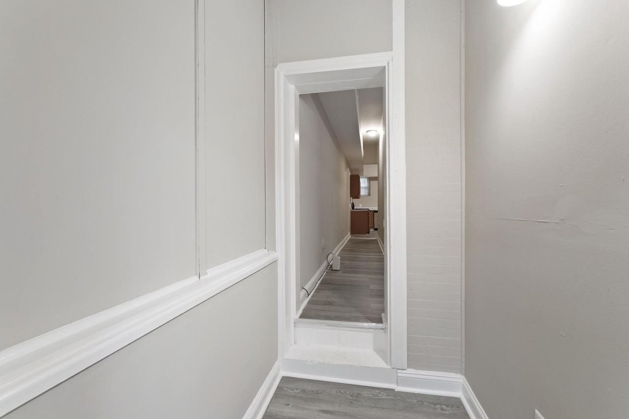 E 25th St - Photo 7 of 11