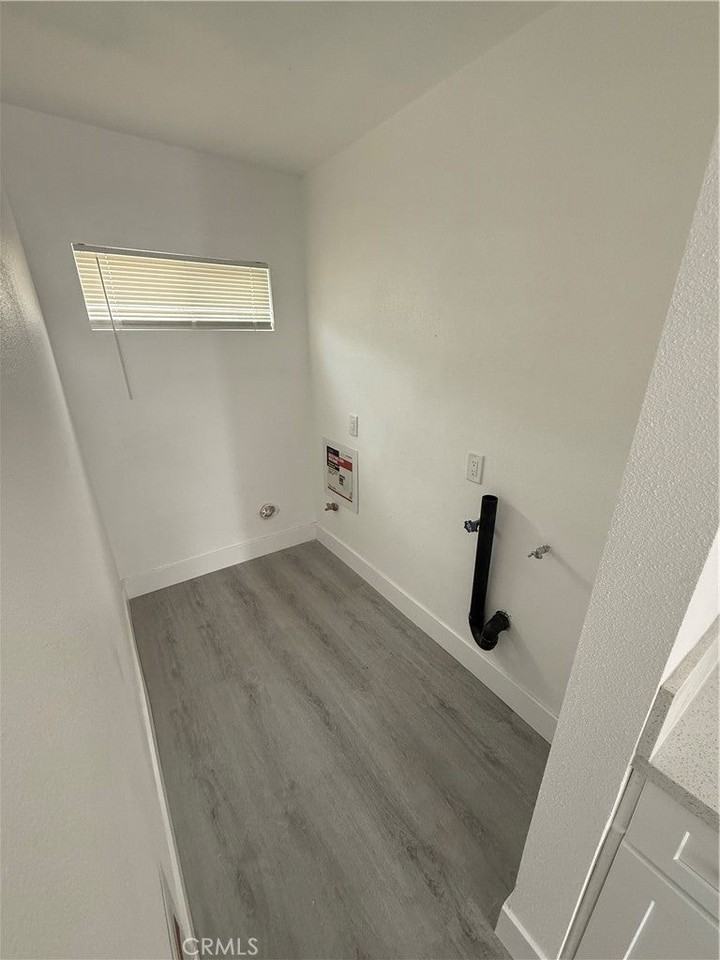 7134 Granger Ave - Photo 7 of 14