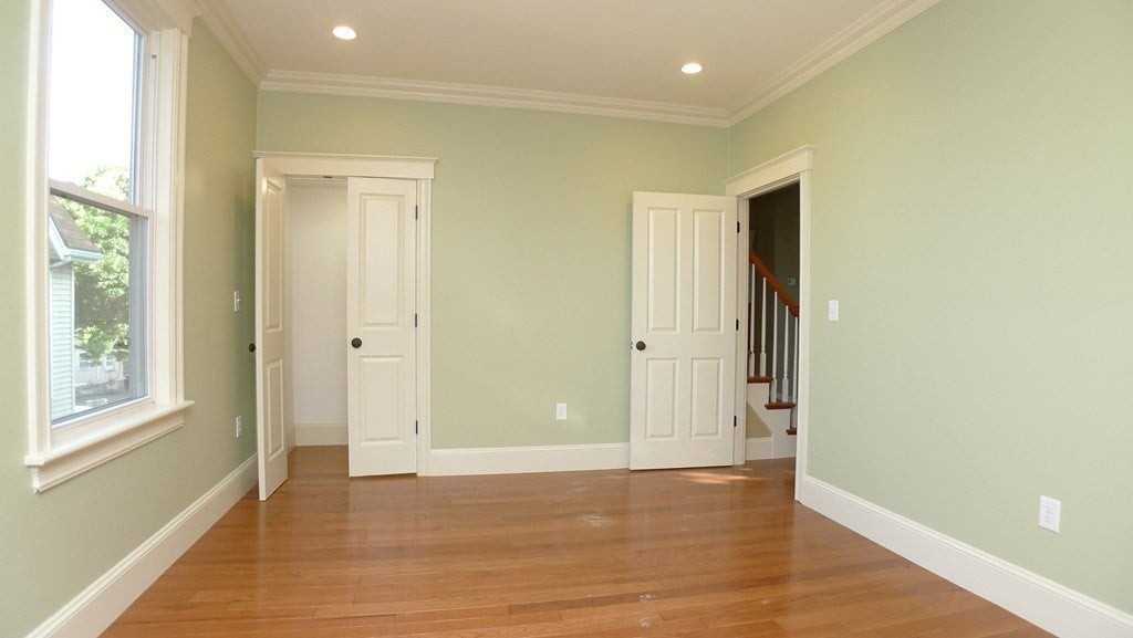 10 Savin Hill Ave - Photo 5 of 13