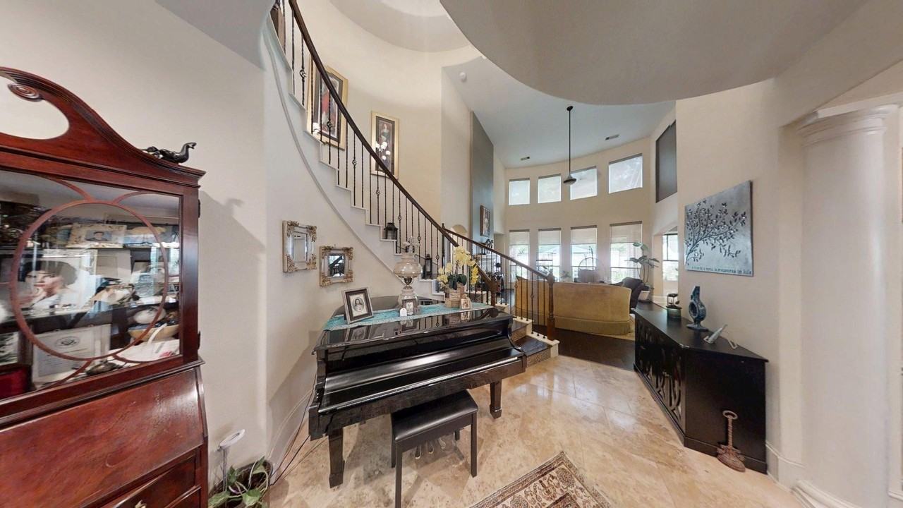 14527 Hampton Green Ln - Photo 5 of 42