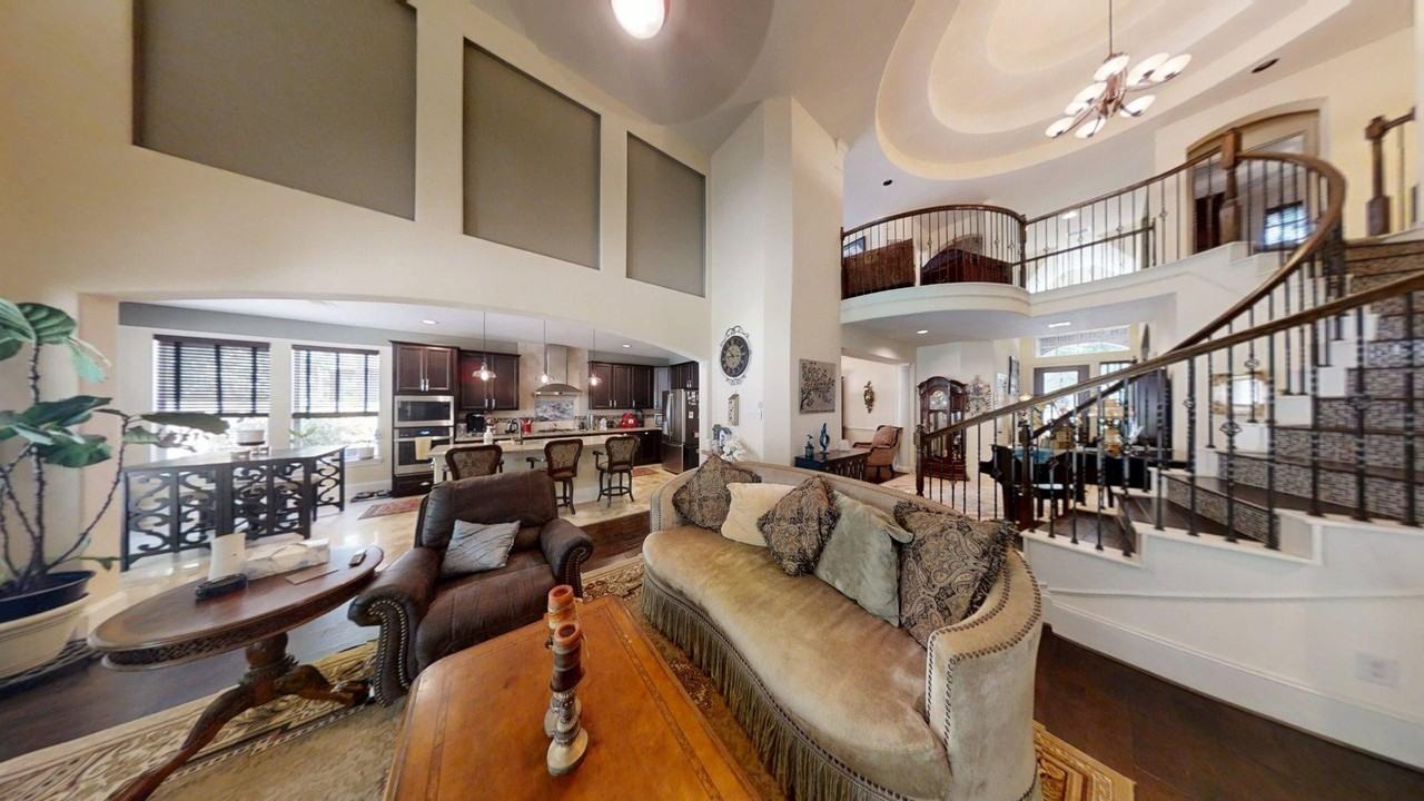 14527 Hampton Green Ln - Photo 6 of 42