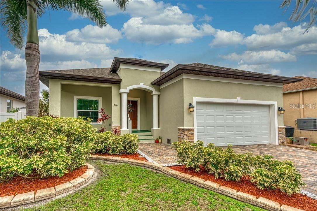 784 93rd Ave N - Photo 2 of 17