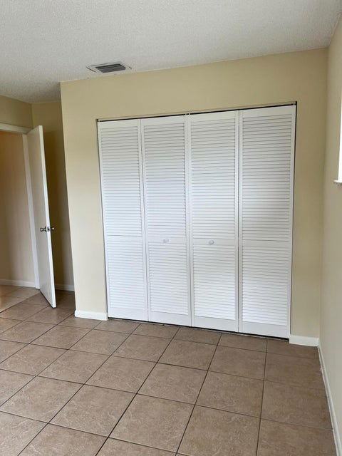 2339 Linton Ridge Cir #E6 - Photo 6 of 8