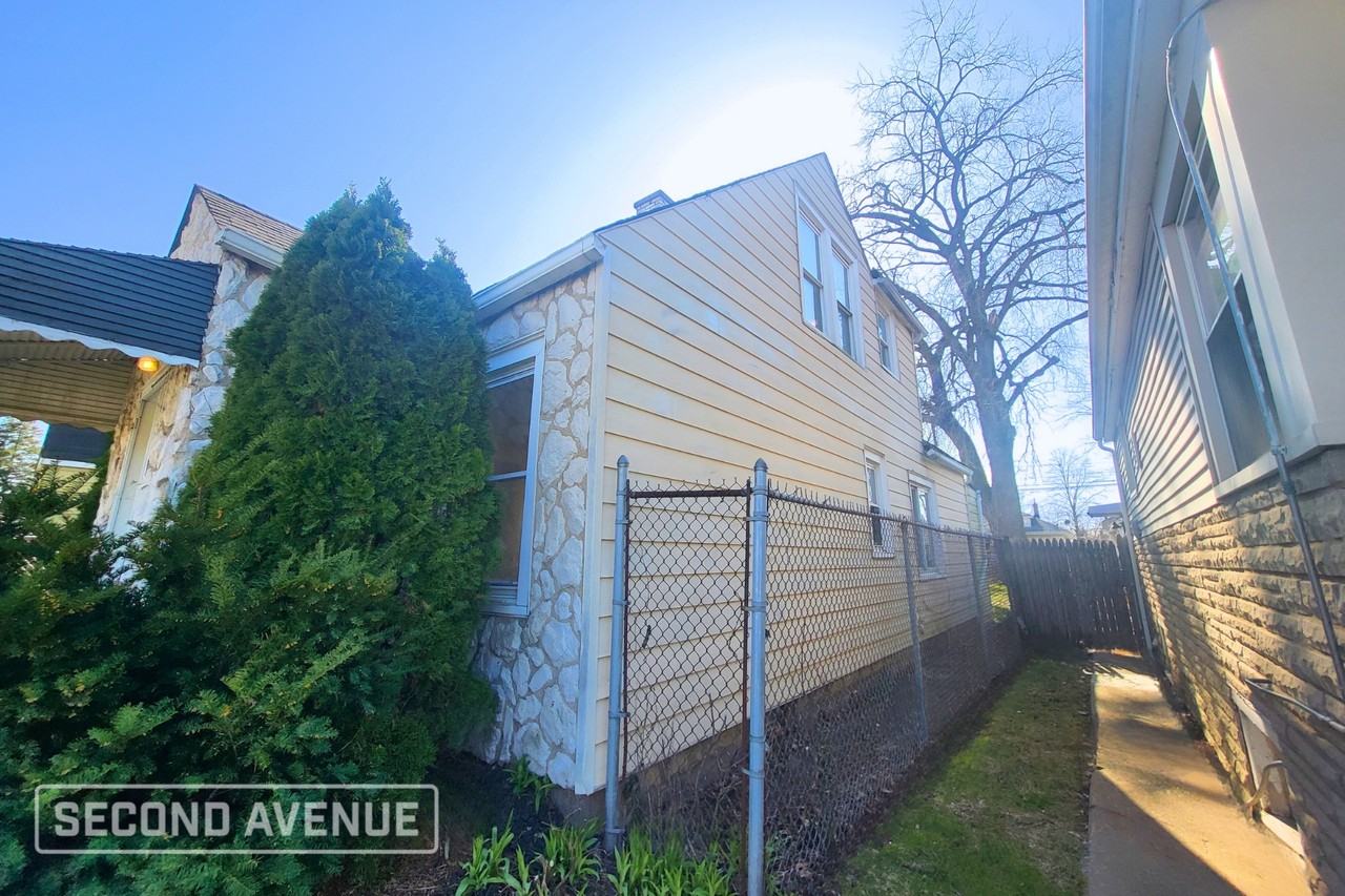 12436 S Princeton Ave - Photo 2 of 12