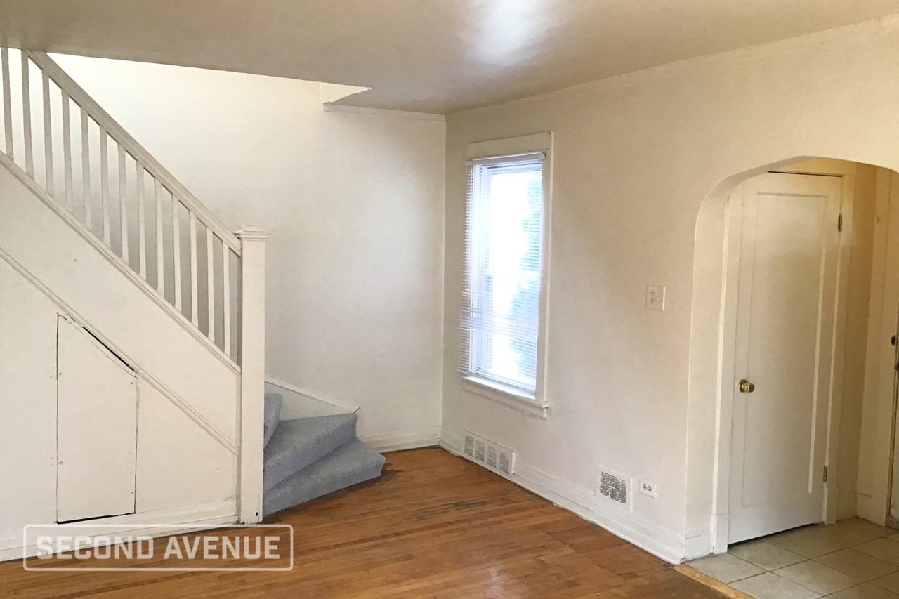 12436 S Princeton Ave - Photo 3 of 12