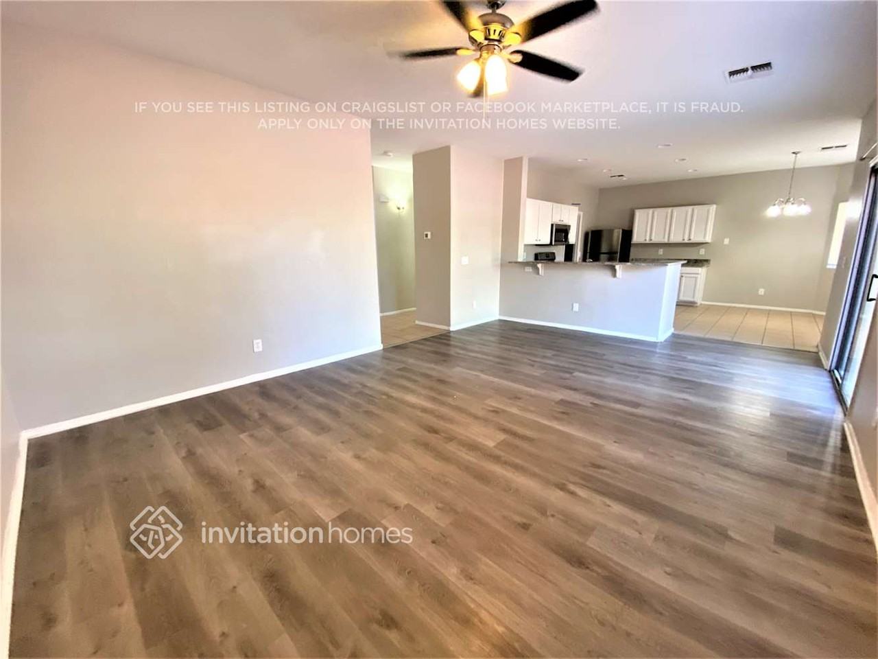 2207 N 92nd Gln - Photo 4 of 22