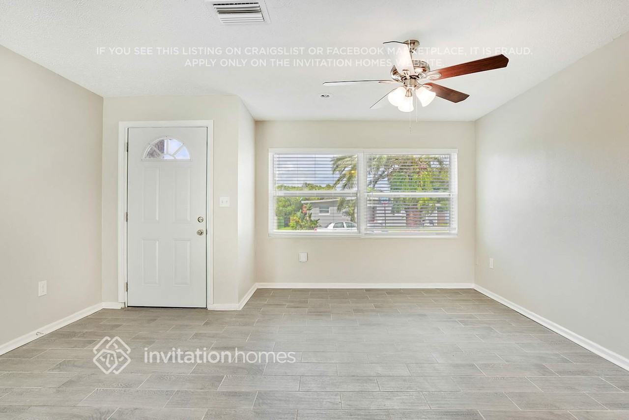 3401 Paris Pl - Photo 2 of 19