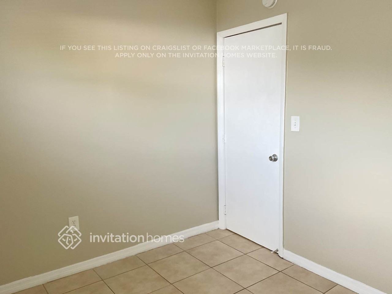 641 N 68th Way - Photo 5 of 10