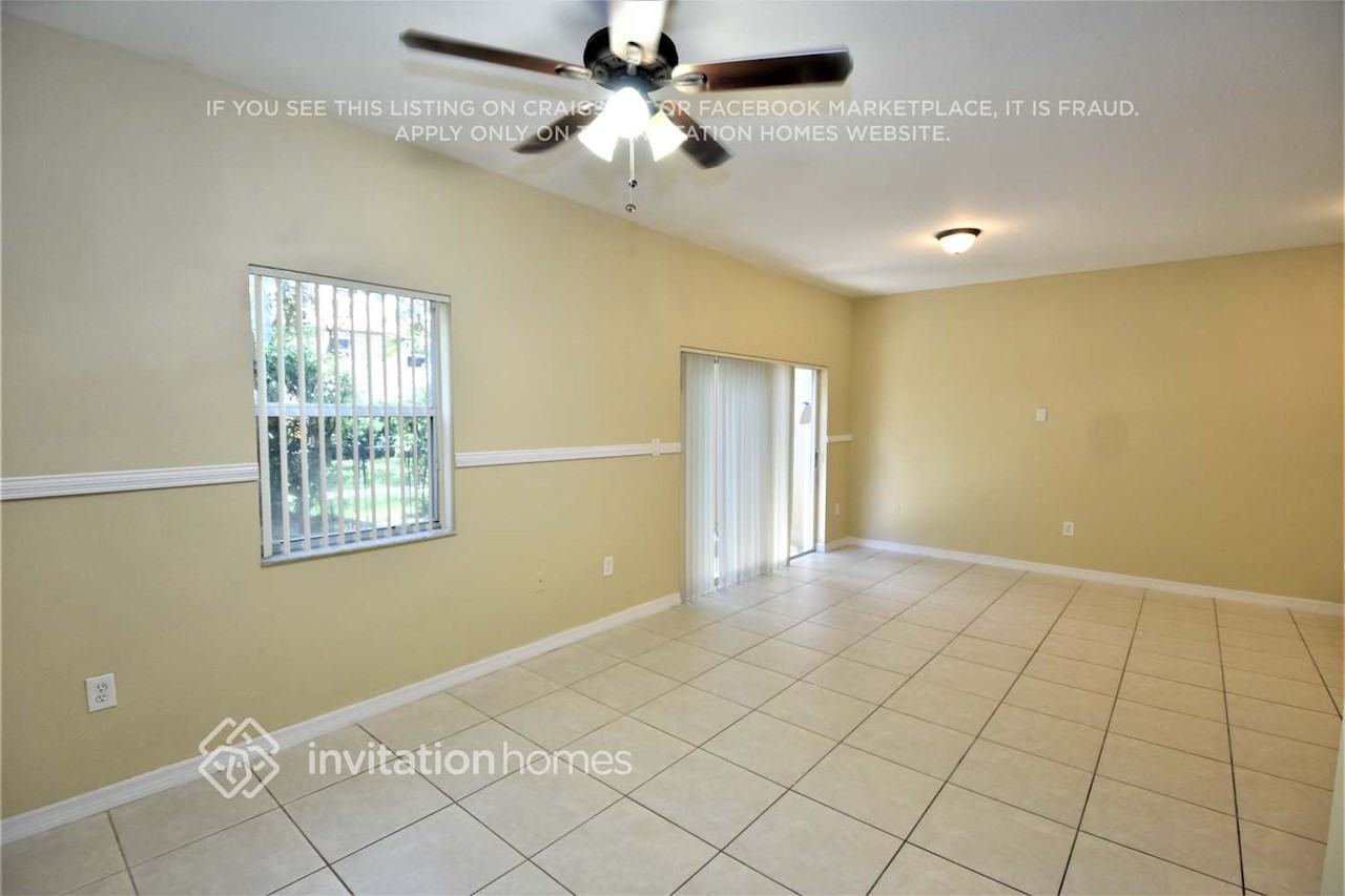 12768 Sw 49th Ct - Photo 2 of 18