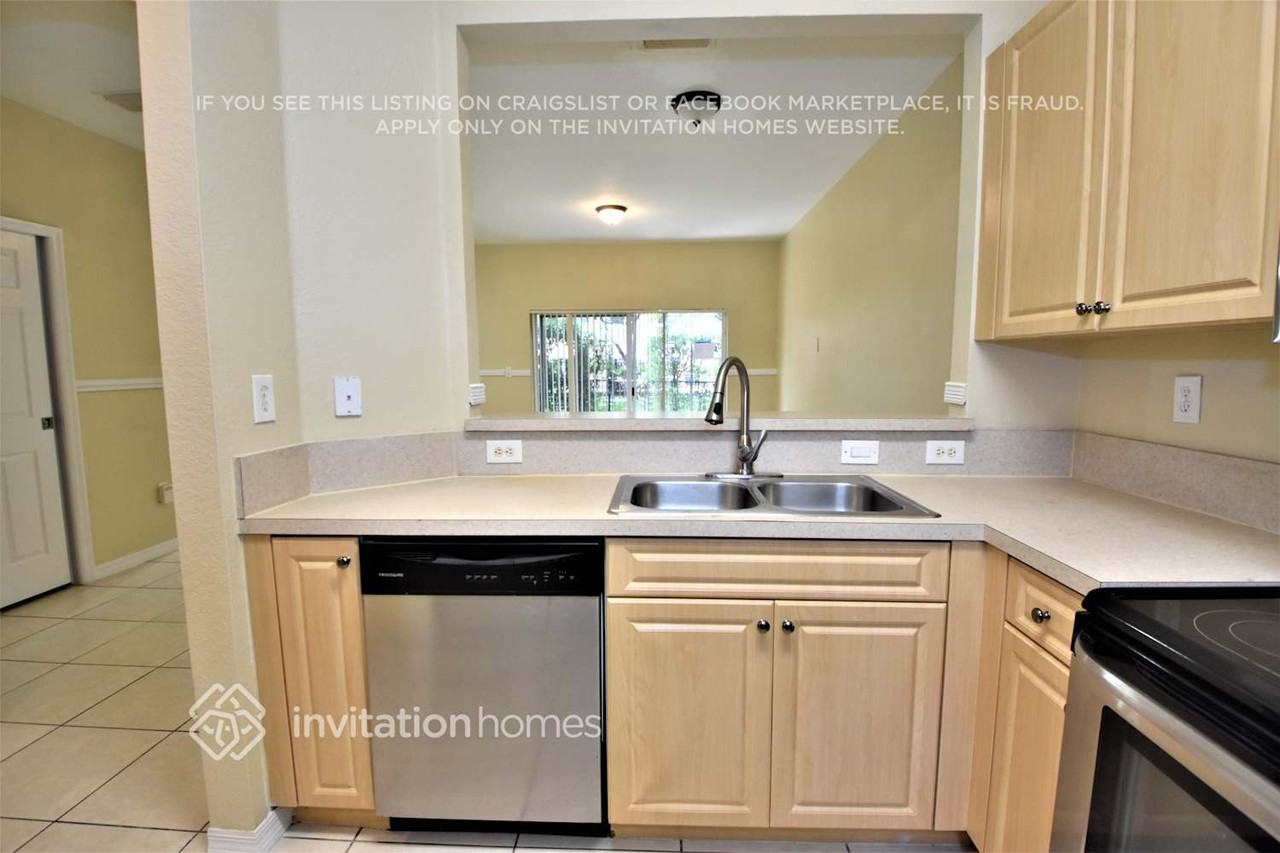 12768 Sw 49th Ct - Photo 7 of 18