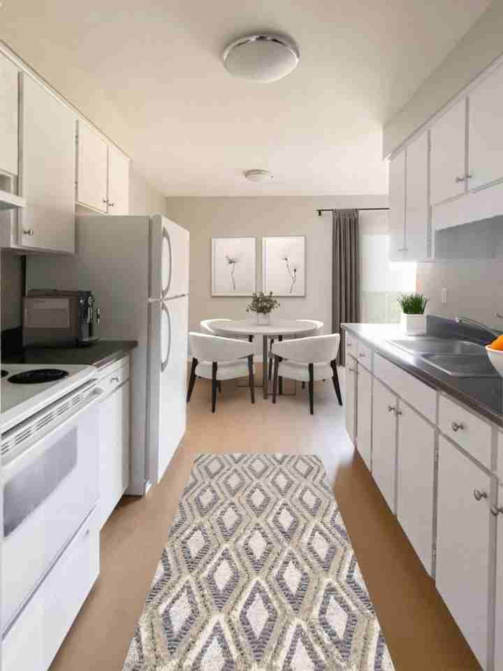 3900 Wyandotte Street East - Photo 2 of 19