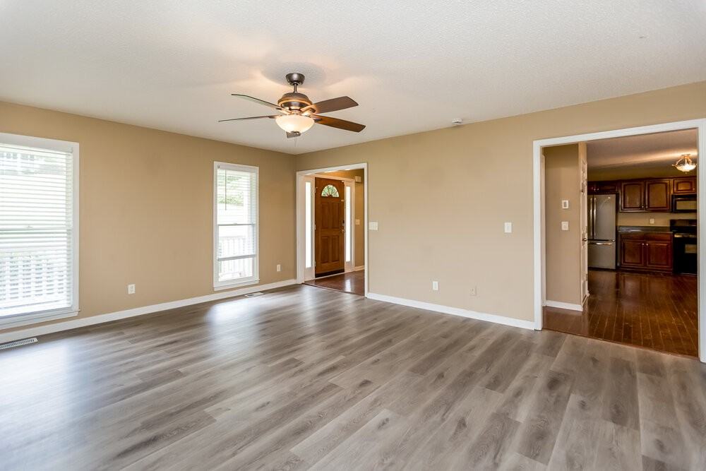 815 Tynsdale Dr - Photo 5 of 18