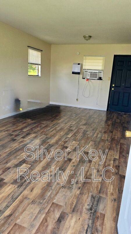 2335 Hwyn - Photo 2 of 6