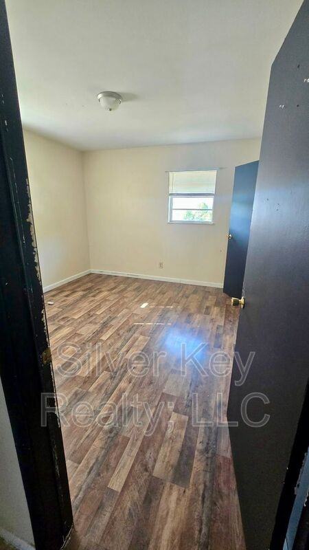 2335 Hwyn - Photo 5 of 6