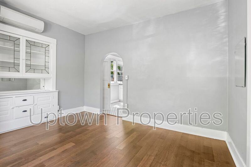 1005 Se 27th Ave #2 - Photo 6 of 19