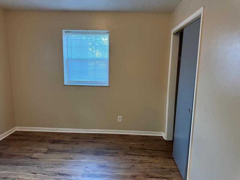 2826 S Pennsylvania St #B17 - Photo 5 of 6