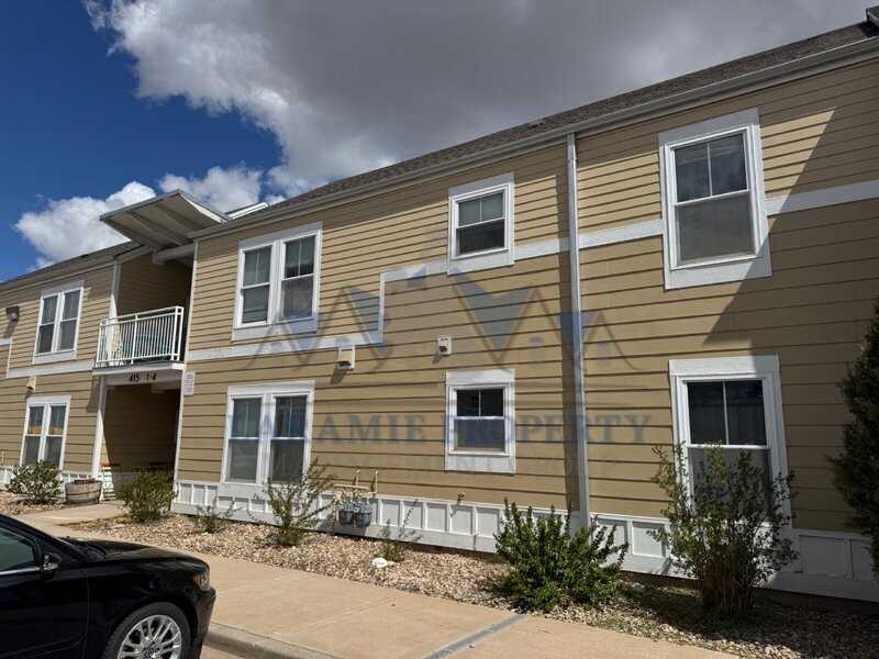 415 Mitchell St #F2 - Photo 2 of 12