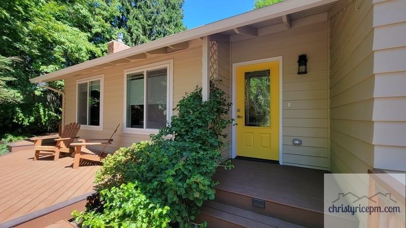7848 128th Ave Ne - Photo 2 of 32