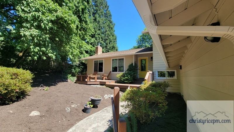 7848 128th Ave Ne - Photo 3 of 32