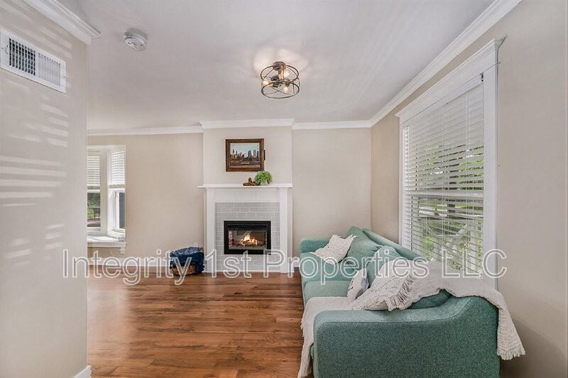 4419 State Line Rd - Photo 5 of 17