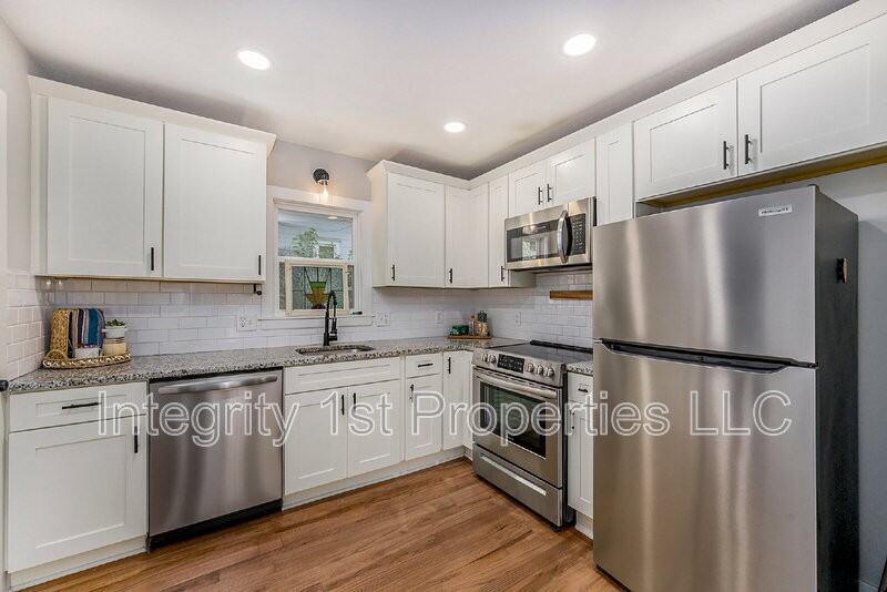 4419 State Line Rd - Photo 3 of 17