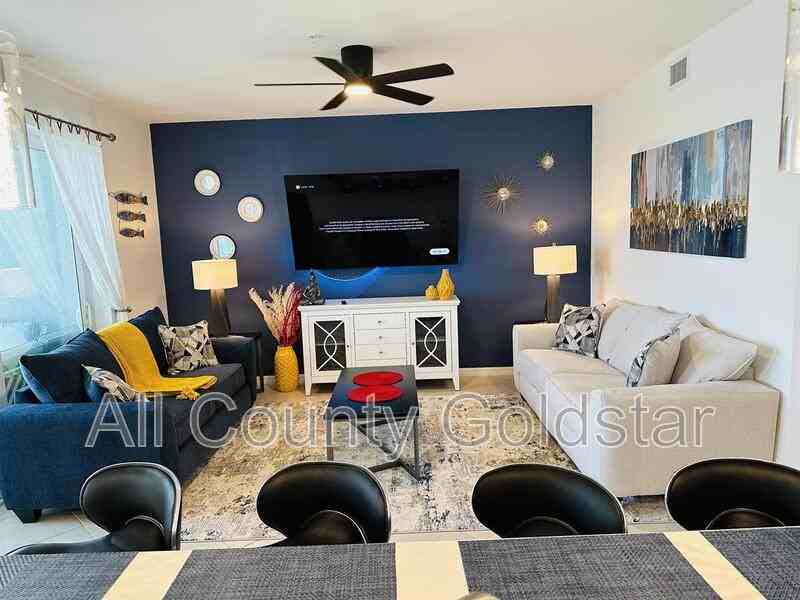 14194 Heritage Landing Blvd - Photo 4 of 9