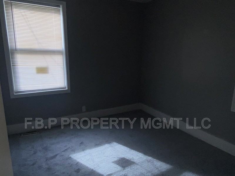 5049 Coplin St #2 - Photo 5 of 6