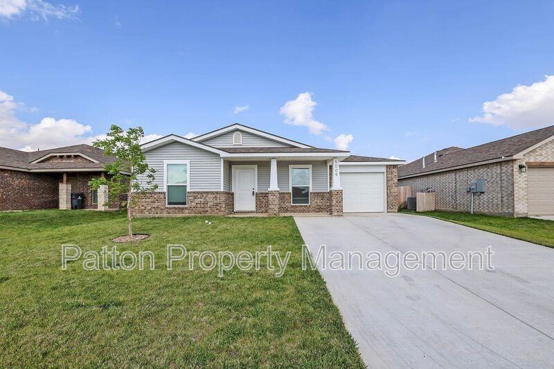 5009 Stoney Fork St - Photo 2 of 22