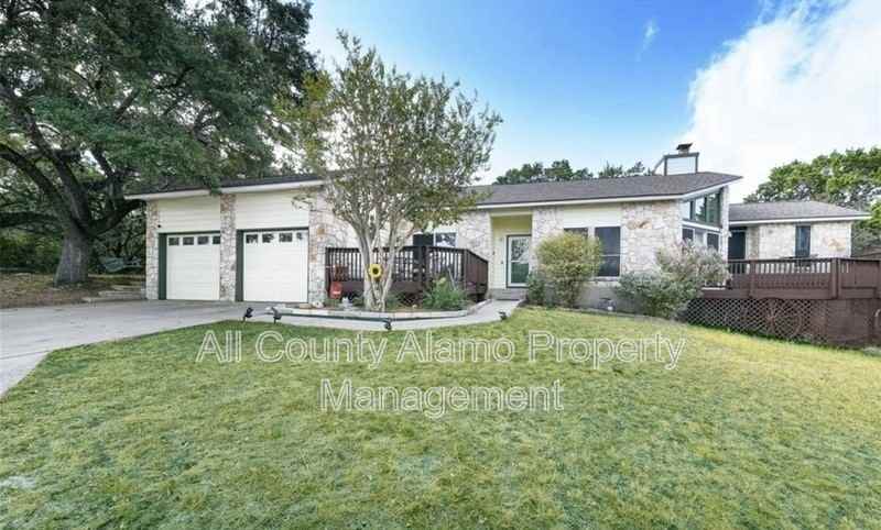 2374 Johnson Rd - Photo 2 of 15