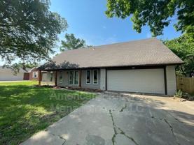 7526 E 55th Pl - Photo 1 of 1