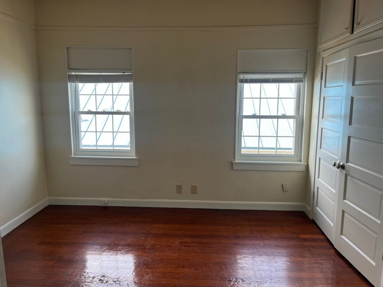 Roosevelt Pl - Photo 2 of 10