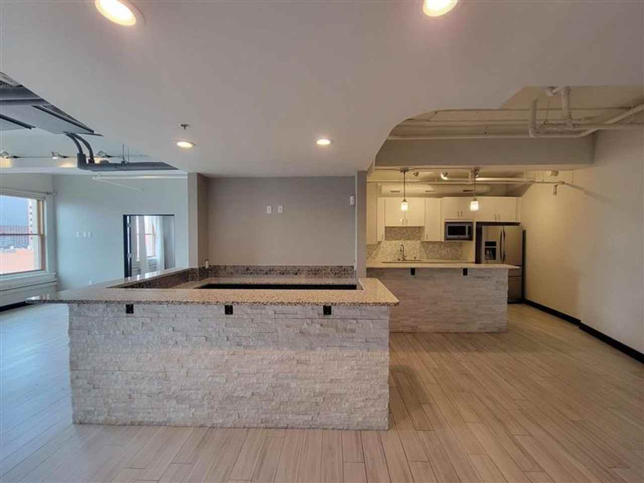219 Central Ave Nw #301