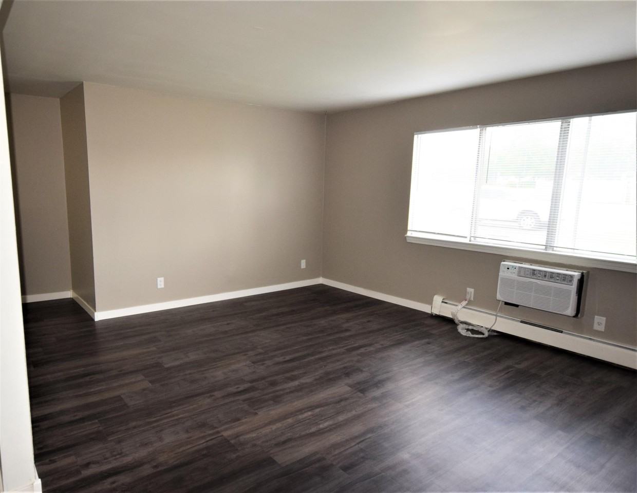 1184 Western Avenue - Photo 7 of 14