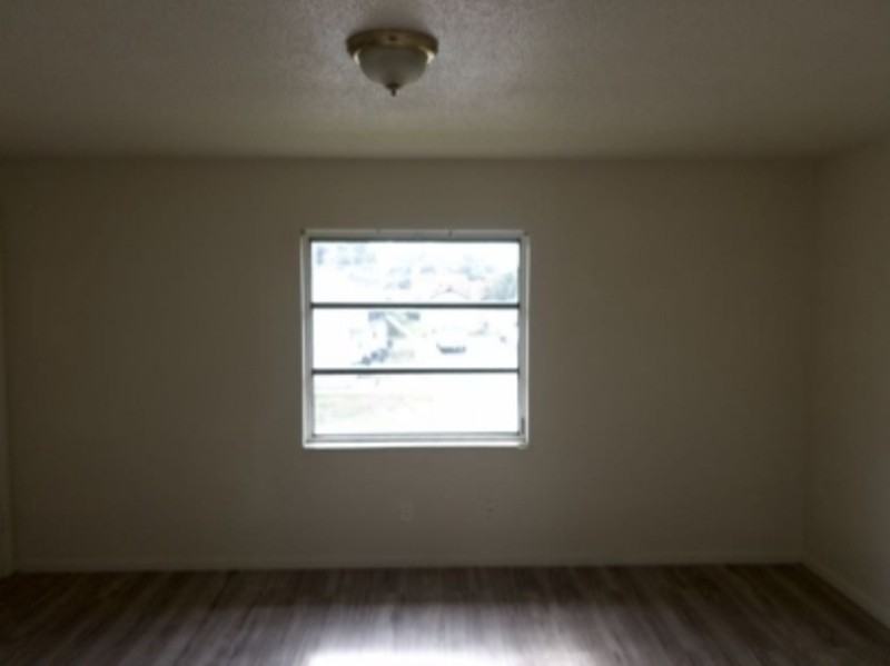 Tampa Terrace - Photo 2 of 12