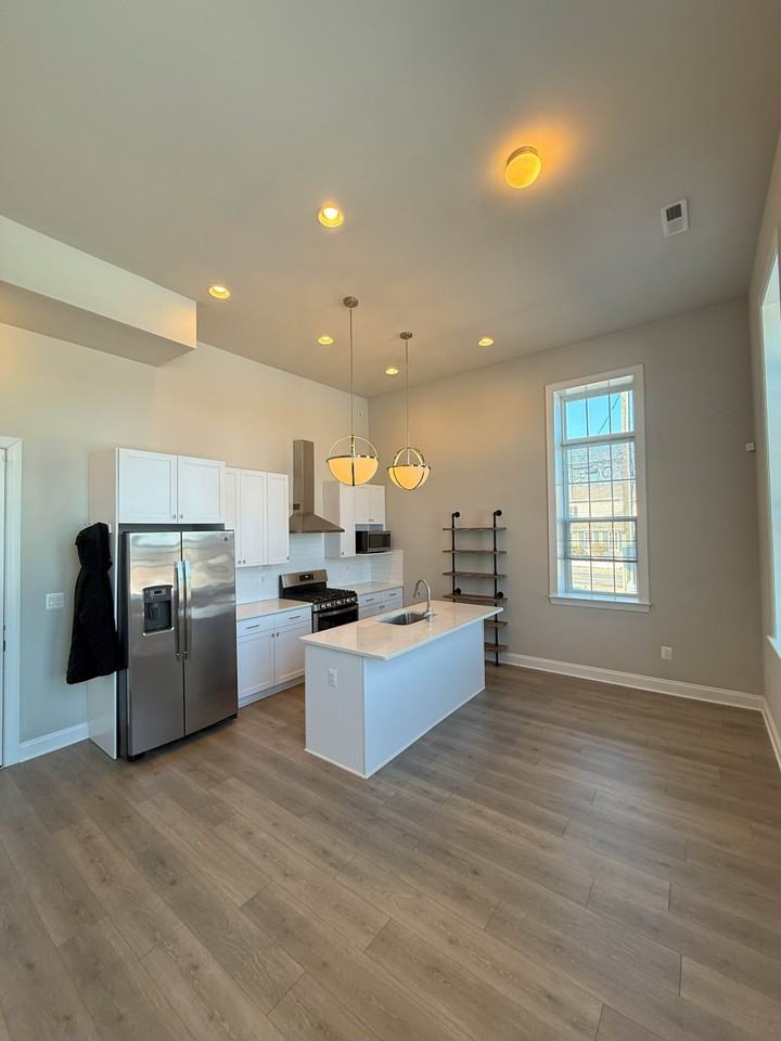 45 E Gordon St - APT 101 - Photo 2 of 23