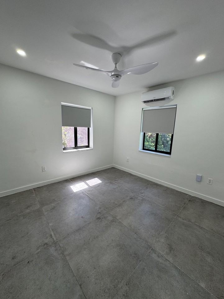 5541 Northwest Miami Court - Photo 6 of 24