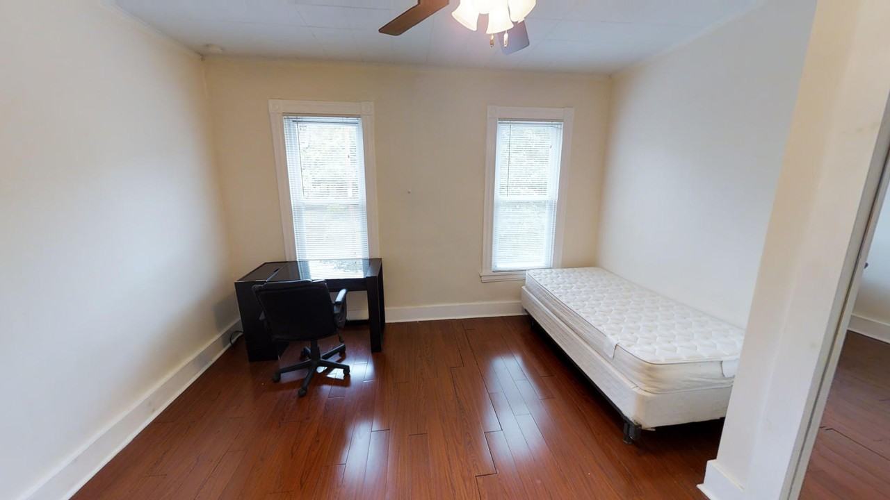 127 Comstock - Photo 3 of 16