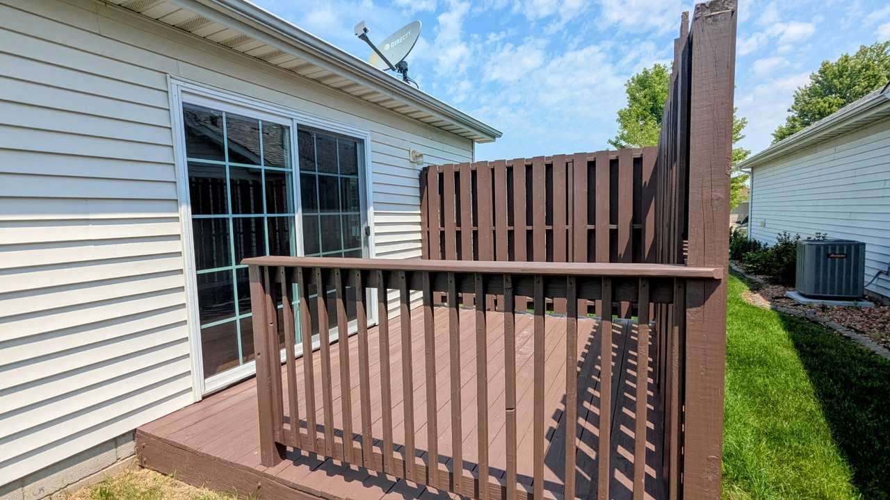 1643 Chestnut Drive - Photo 3 of 13