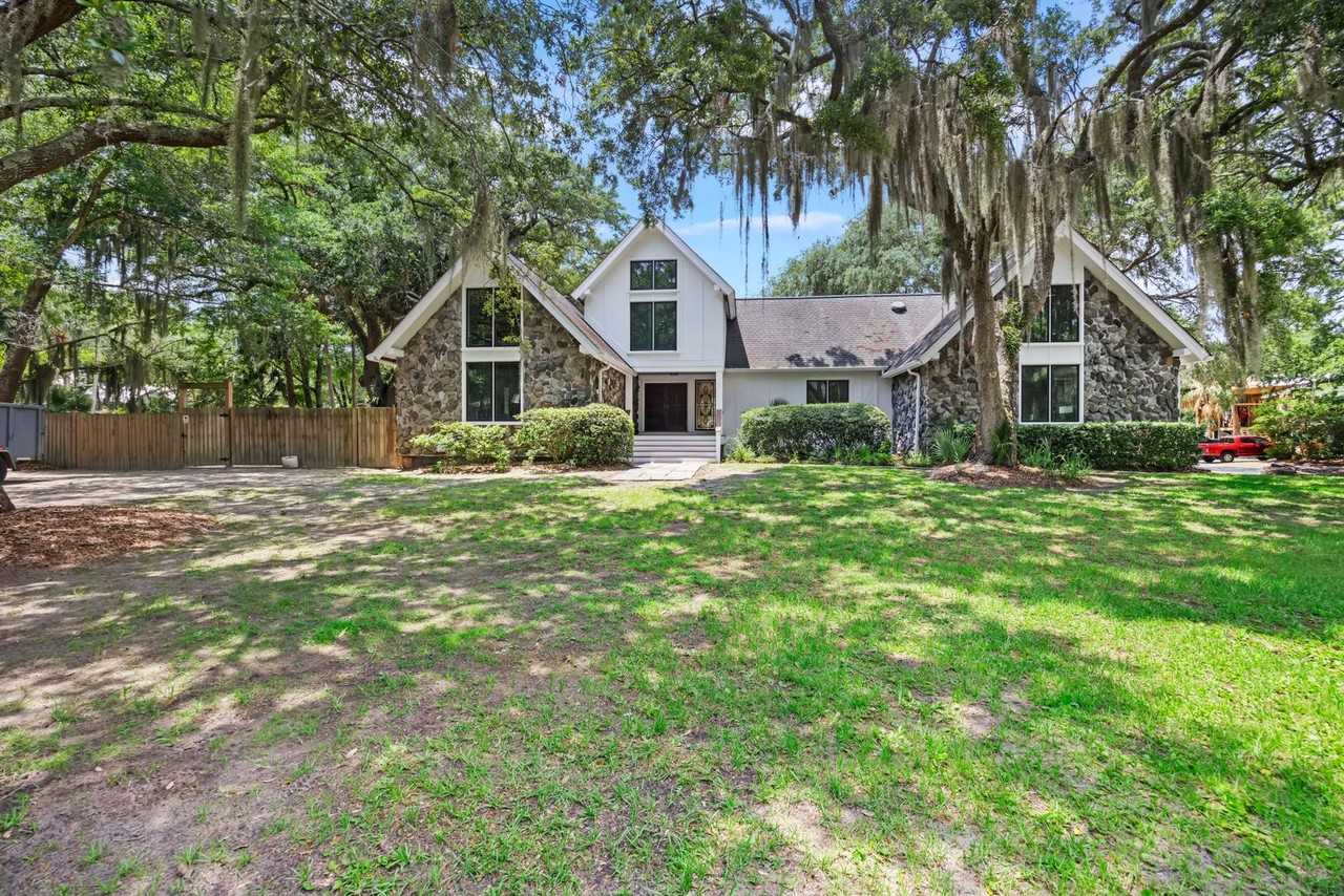1 Forest Trail Ct 1 - Photo 3 of 50