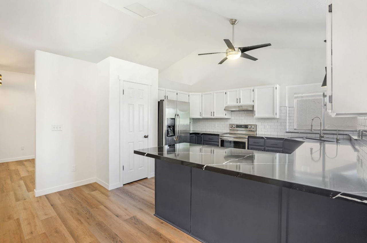 1051 E 11780 S - Photo 6 of 17