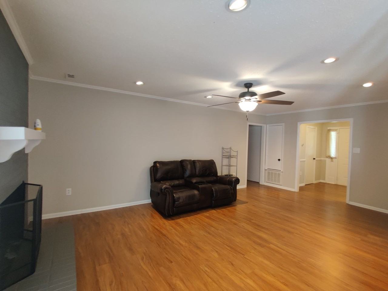 7236 Walnut Wood Dr - Photo 4 of 25