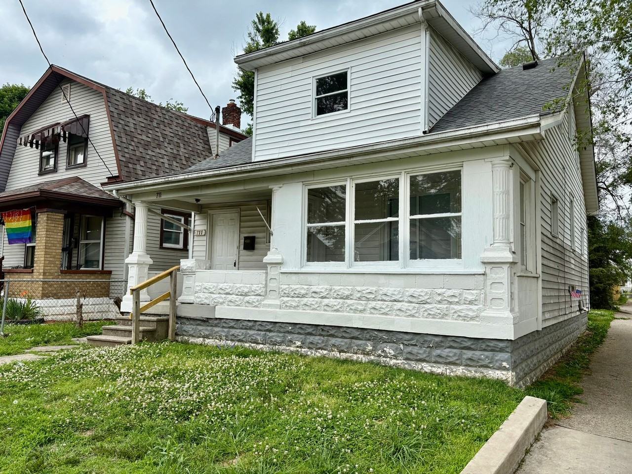 711 Heywood Ave - Photo 2 of 9